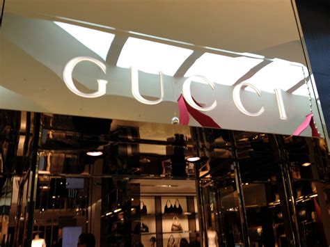 gucci store short hills mall